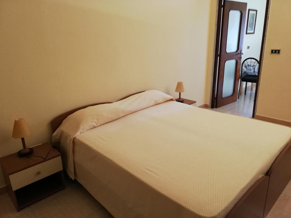 Lucia'S Apartaments Бари Екстериор снимка